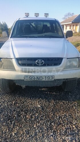 Toyota Hilux 2003, 98,000 km - 3.0 l - Mingəçevir