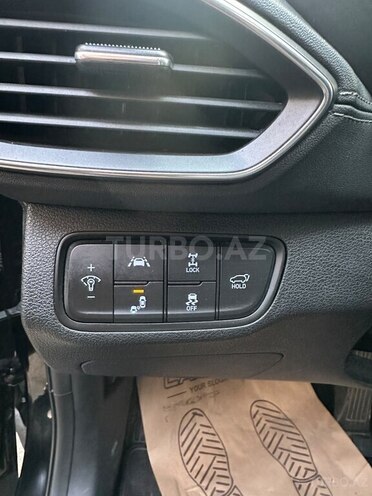 Hyundai Santa Fe 2018, 155,000 km - 2.0 л - Bakı