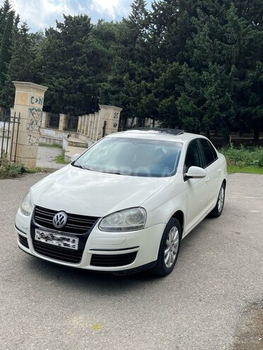 Volkswagen Jetta 2008, 268,000 km - 1.6 л - Bakı
