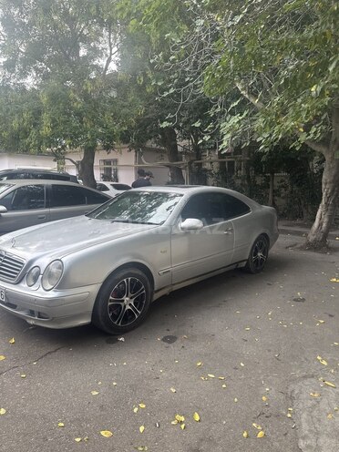 Mercedes CLK 200 1999, 260,000 km - 2.0 л - Bakı