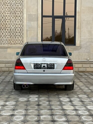 Mercedes C 200 1998, 210,324 km - 2.0 л - Saatlı