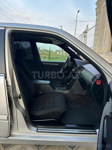 Mercedes C 200 1998, 210,324 km - 2.0 л - Saatlı