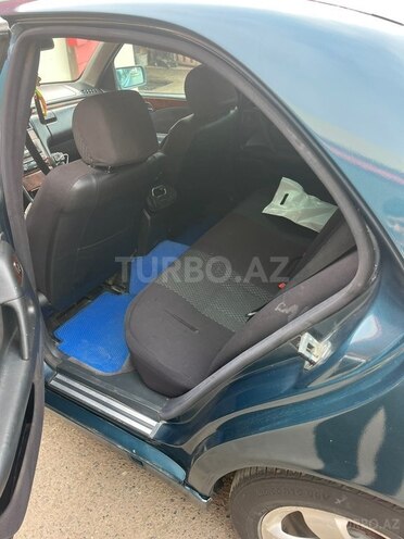 Mercedes E 220 1998, 254,065 km - 2.2 l - Biləsuvar