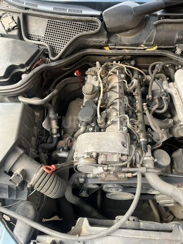 Mercedes E 220 1998, 254,065 km - 2.2 l - Biləsuvar