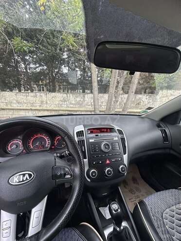 Kia  2011, 217,615 km - 1.4 l - Bakı