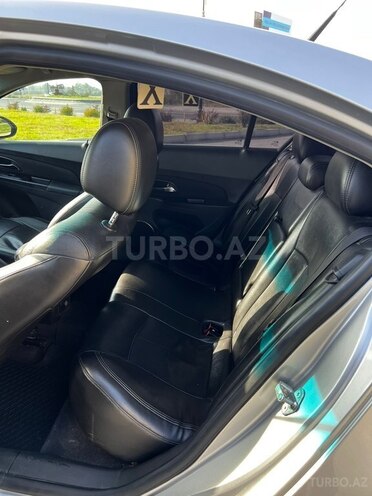 Chevrolet Cruze 2011, 404,000 km - 1.4 л - Şamaxı