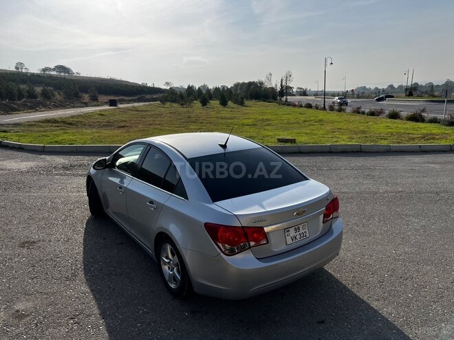 Chevrolet Cruze 2011, 404,000 km - 1.4 л - Şamaxı