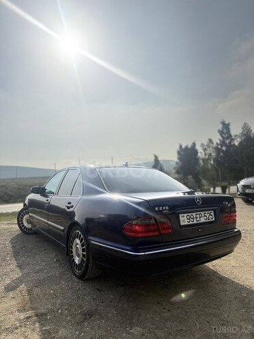 Mercedes E 270 2000, 590,000 km - 2.7 л - Xırdalan