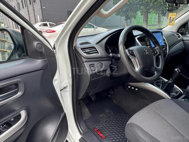 Mitsubishi L200 2023, 85,218 km - 2.4 l - Bakı