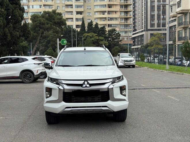 Mitsubishi L200 2023, 85,218 km - 2.4 l - Bakı