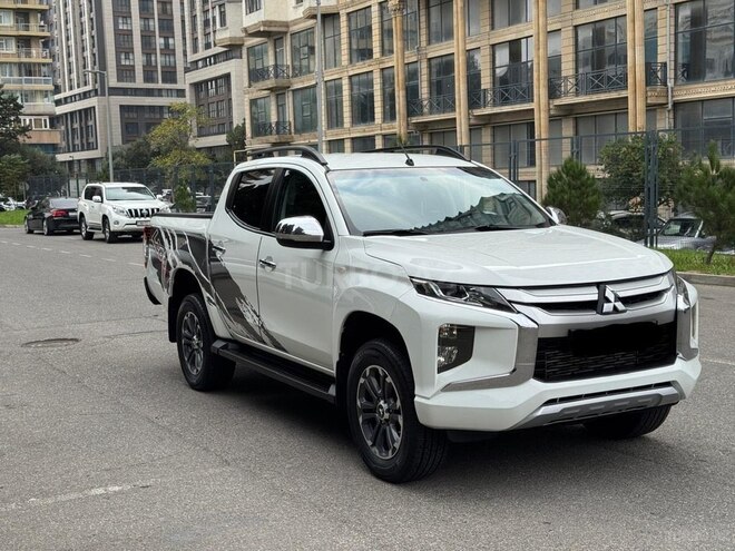 Mitsubishi L200 2023, 85,218 km - 2.4 l - Bakı