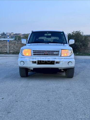 Mitsubishi Pajero io 1999, 250,000 km - 1.8 l - Bakı