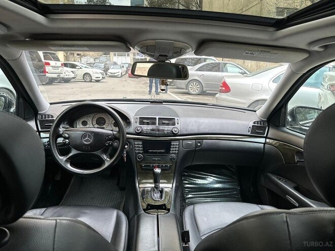Mercedes E 220 2007, 246,000 km - 2.2 л - Bakı