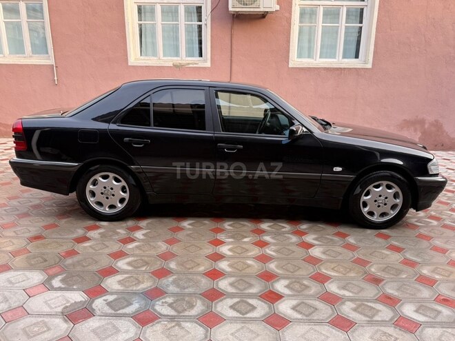 Mercedes C 180 1999, 385,680 km - 1.8 l - Qazax