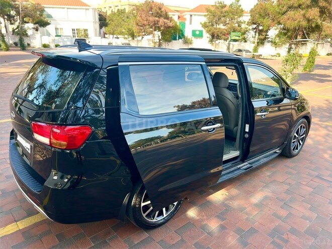 Kia Carnival 2015, 187,000 km - 2.2 l - Bakı