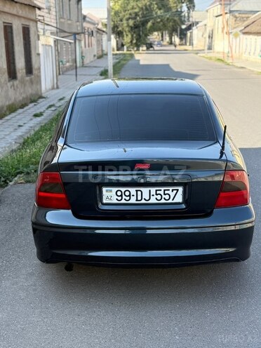 Opel Vectra 1999, 349,000 km - 1.6 л - Qazax