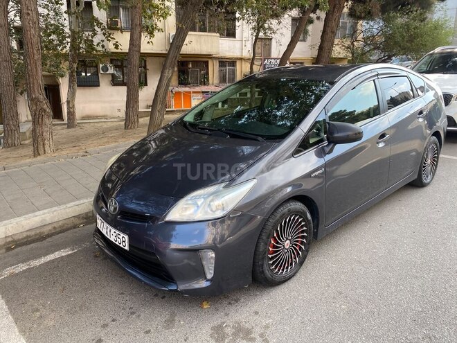 Toyota Prius 2014, 390,000 km - 1.8 l - Sumqayıt