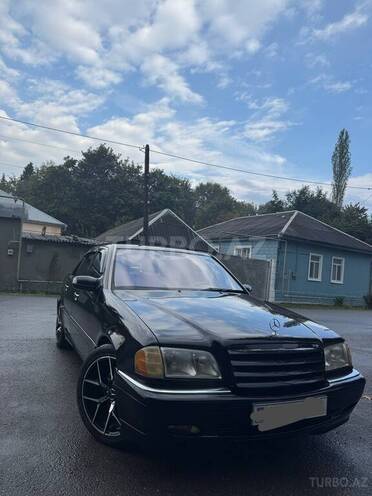 Mercedes C 230 1999, 298,000 km - 2.3 l - İsmayıllı