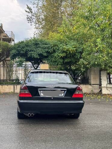 Mercedes C 230 1999, 298,000 km - 2.3 l - İsmayıllı
