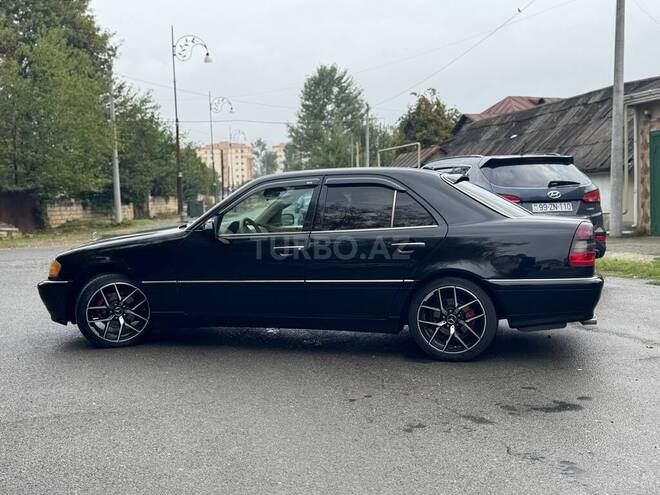 Mercedes C 230 1999, 298,000 km - 2.3 l - İsmayıllı