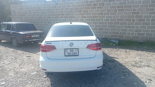 Volkswagen Jetta 2014, 193,430 km - 1.8 l - Şamaxı