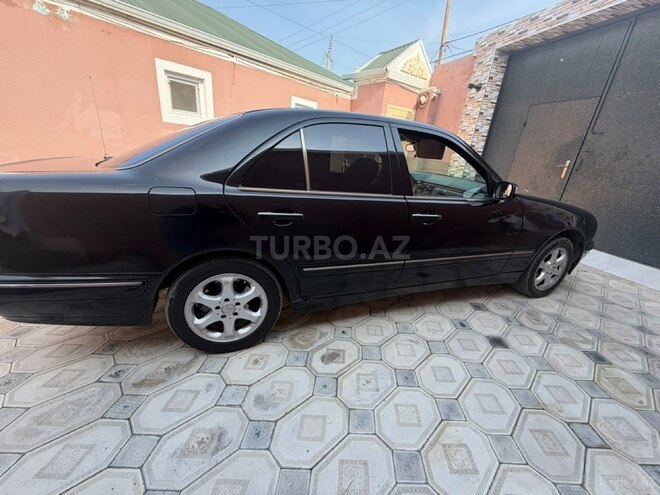Mercedes E 320 2001, 434,000 km - 3.2 l - Bakı