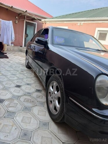 Mercedes E 320 2001, 434,000 km - 3.2 l - Bakı