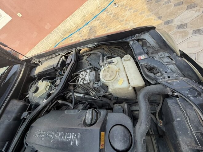 Mercedes E 320 2001, 434,000 km - 3.2 l - Bakı