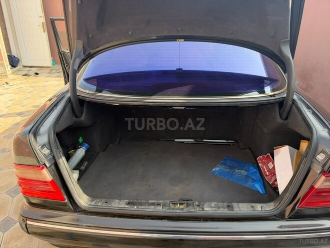 Mercedes E 320 2001, 434,000 km - 3.2 l - Bakı