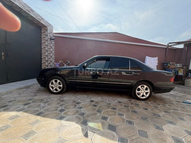 Mercedes E 320 2001, 434,000 km - 3.2 l - Bakı