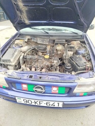 Opel Astra 1997, 374,000 km - 1.6 l - İmişli