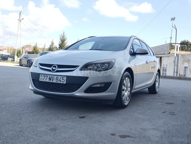 Opel Astra 2014, 285,000 km - 1.6 л - Bakı