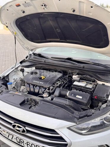 Hyundai Elantra 2017, 46,932 km - 2.0 l - Xırdalan