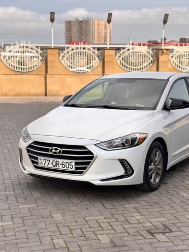 Hyundai Elantra 2017, 46,932 km - 2.0 l - Xırdalan
