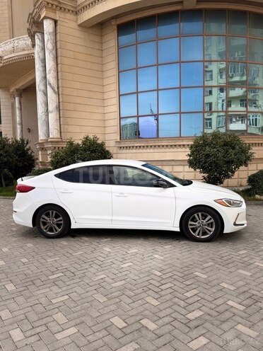 Hyundai Elantra 2017, 46,932 km - 2.0 l - Xırdalan