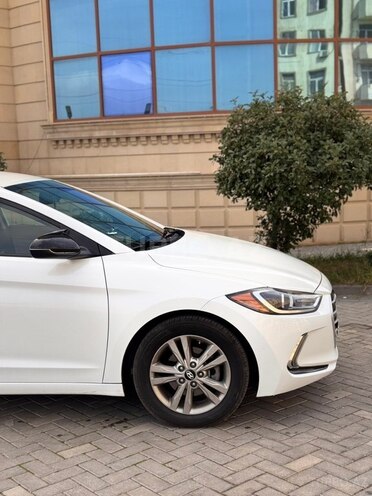 Hyundai Elantra 2017, 46,932 km - 2.0 l - Xırdalan