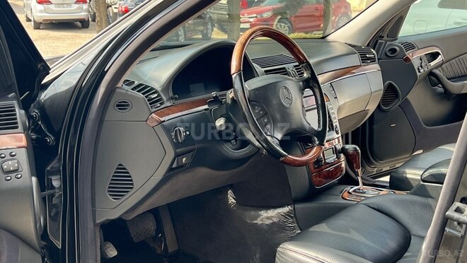 Mercedes S 320 2005, 241,000 km - 3.2 l - Sumqayıt