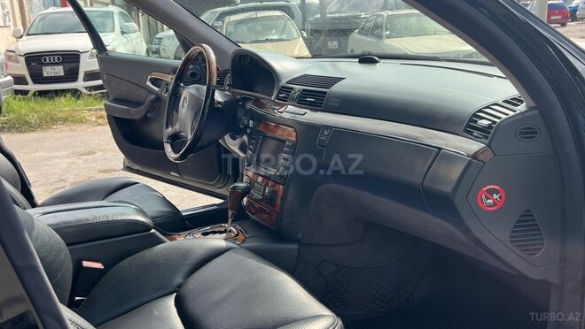 Mercedes S 320 2005, 241,000 km - 3.2 l - Sumqayıt