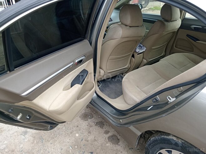 Honda Civic 2008, 432,100 km - 1.3 l - Sabirabad