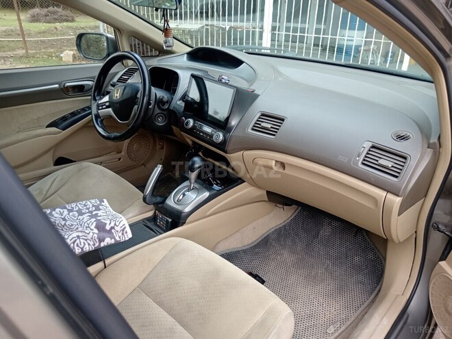 Honda Civic 2008, 432,100 km - 1.3 l - Sabirabad
