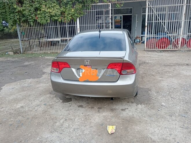 Honda Civic 2008, 432,100 km - 1.3 l - Sabirabad