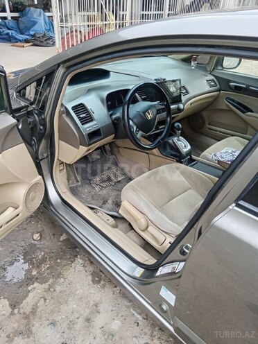 Honda Civic 2008, 432,100 km - 1.3 l - Sabirabad