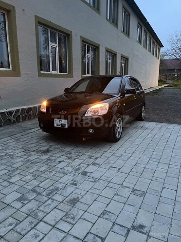 Kia Rio 2005, 270,767 km - 1.4 l - Qəbələ
