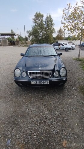 Mercedes E 270 2000, 370,000 km - 2.7 l - Bərdə