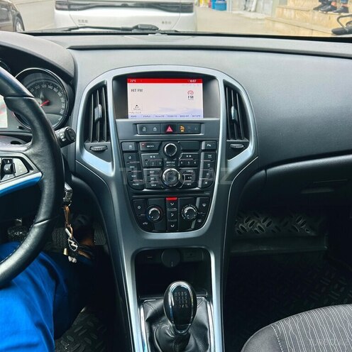 Opel Astra 2015, 240,000 km - 1.6 l - Bakı