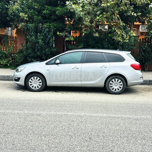 Opel Astra 2015, 240,000 km - 1.6 l - Bakı