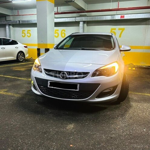 Opel Astra 2015, 240,000 km - 1.6 l - Bakı