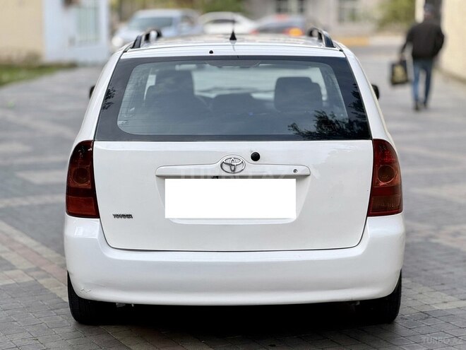 Toyota Corolla 2006, 308,000 km - 1.4 л - Bakı