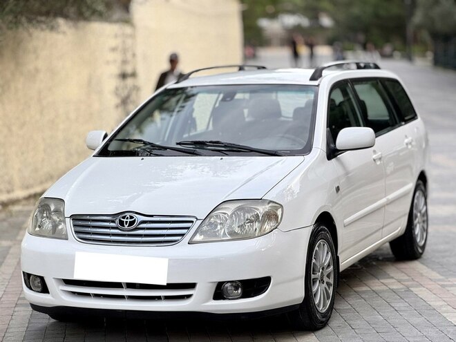 Toyota Corolla 2006, 308,000 km - 1.4 л - Bakı