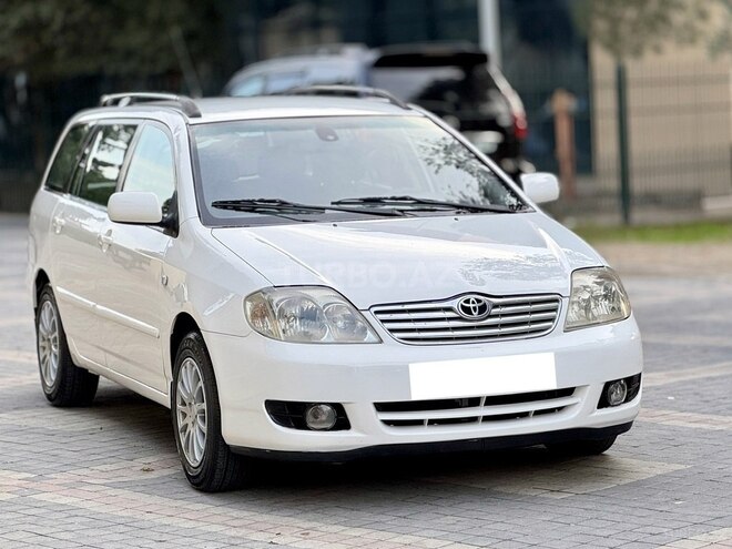 Toyota Corolla 2006, 308,000 km - 1.4 л - Bakı